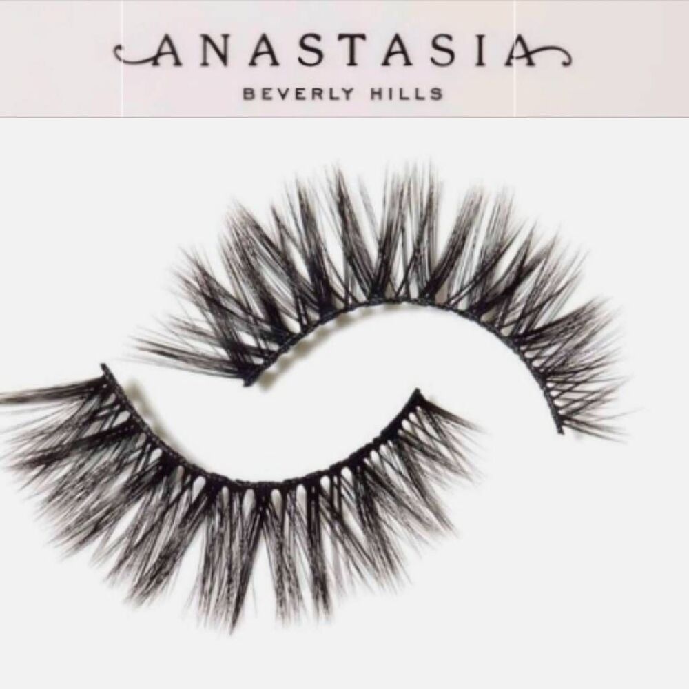 Anastasia Beverly Hills False Lashes- Dreamy